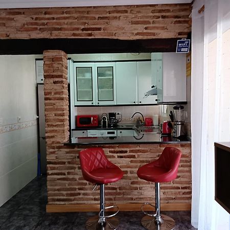 Casa Oasis Puertollano, Una Casa Rural En Puertollano, Agradable, Con Piscina En Zona Tranquila Exterior photo