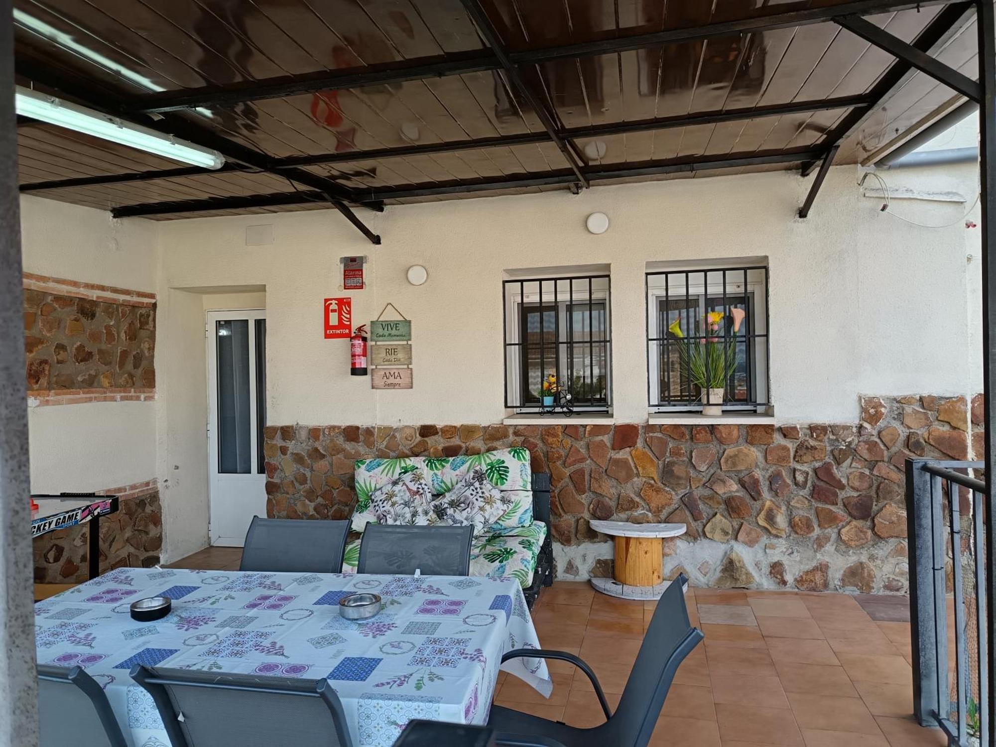 Casa Oasis Puertollano, Una Casa Rural En Puertollano, Agradable, Con Piscina En Zona Tranquila Exterior photo