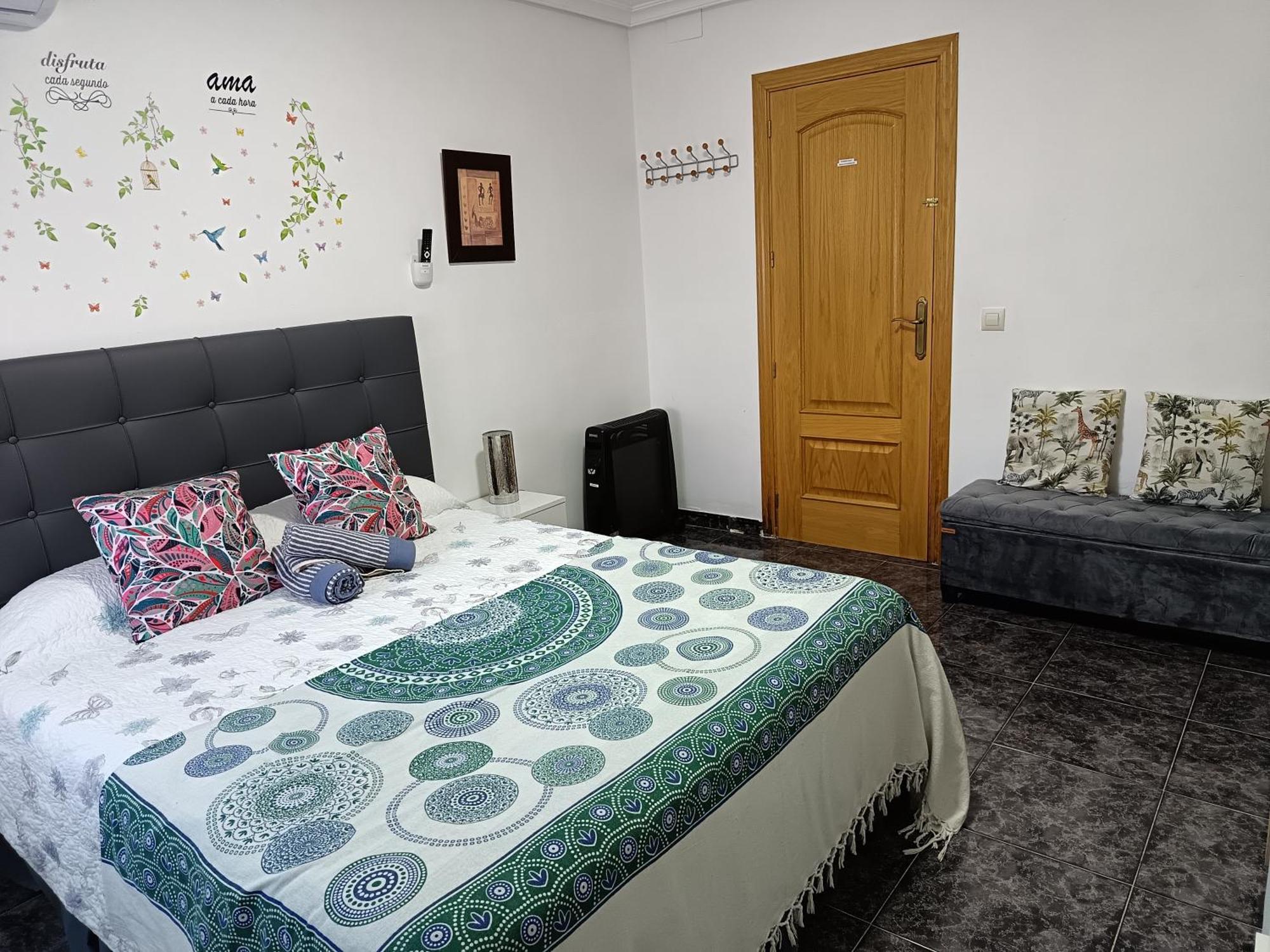 Casa Oasis Puertollano, Una Casa Rural En Puertollano, Agradable, Con Piscina En Zona Tranquila Exterior photo